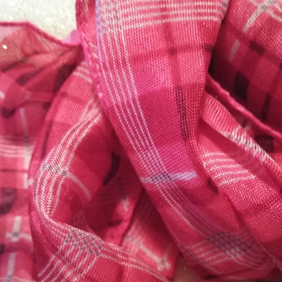 🌹 SPRINGTIME WINE ROSE COLORED SCARF - Picture 5 of 6
